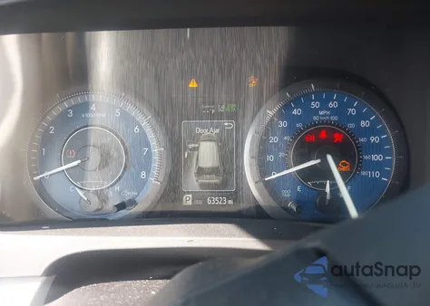 2018 Toyota Sienna Xle 8 Passenger from USA, damaged, VIN 5TDYZ3DC3JS932304